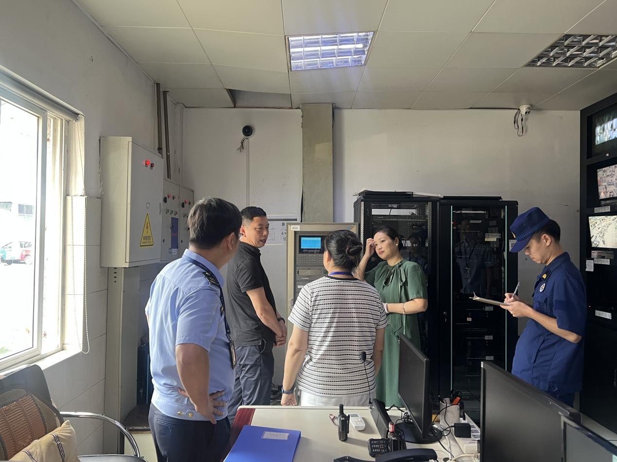 繃緊安全弦，喜迎國慶節(jié)——大關(guān)街道深入錢江商城開展節(jié)前檢查