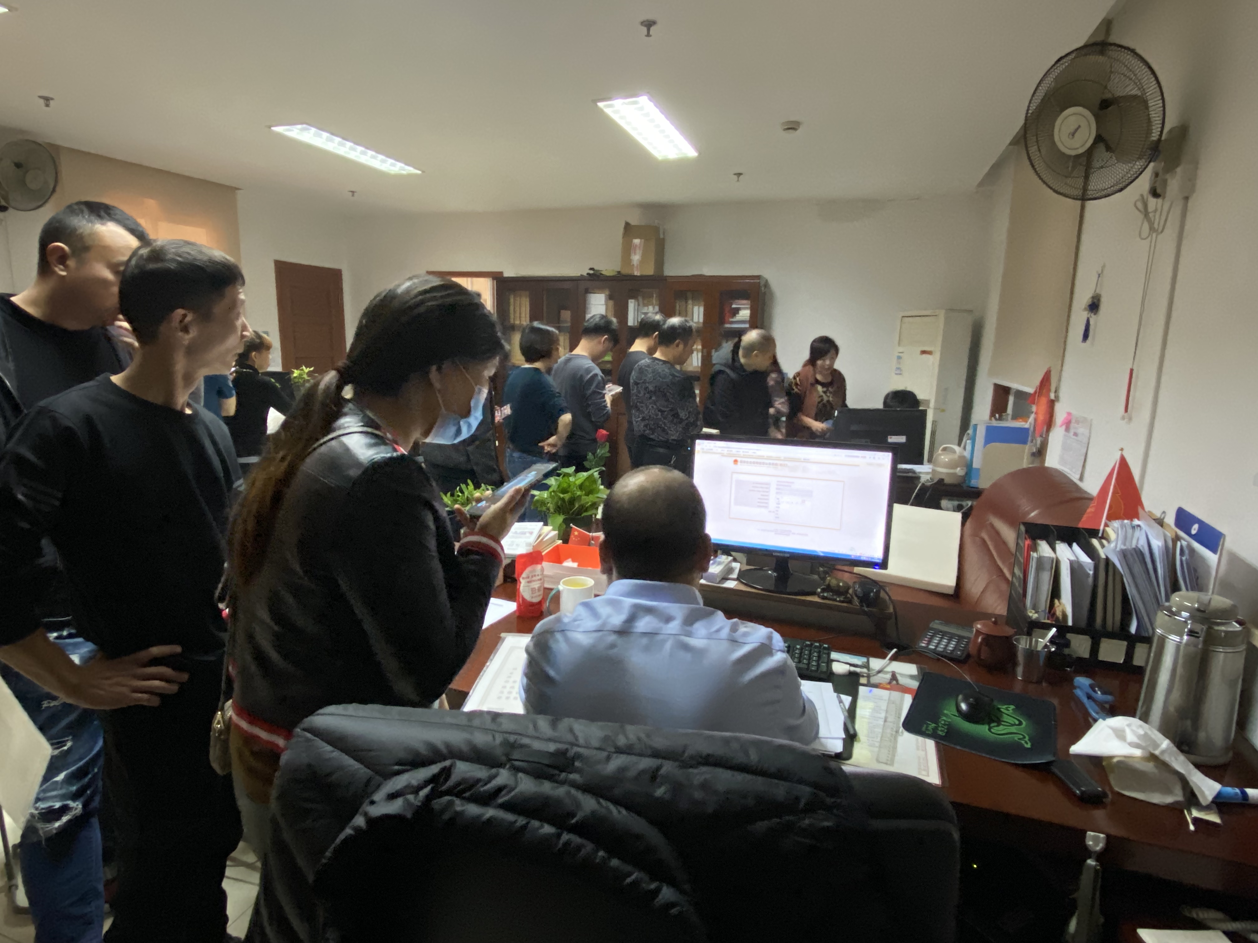 企業(yè)辦事零跑腿！快來(lái)綁定“浙江企業(yè)在線”