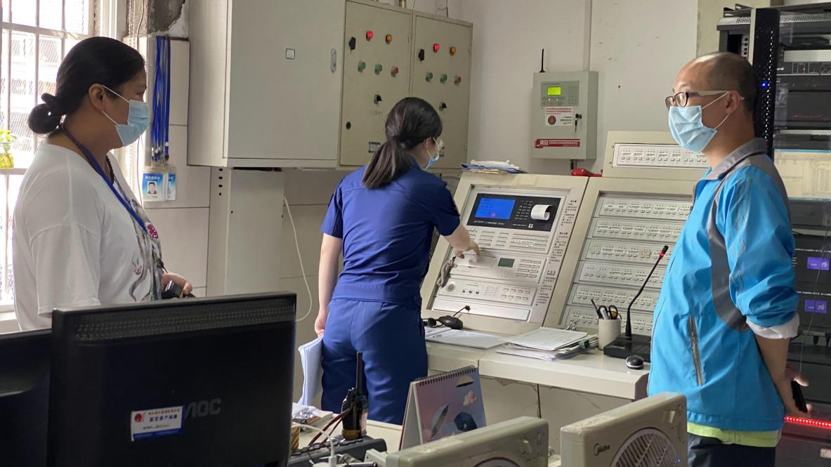 杭州市消防支隊、拱墅區(qū)應(yīng)急管理局聯(lián)合走訪錢江商城開展安全生產(chǎn)專項檢查