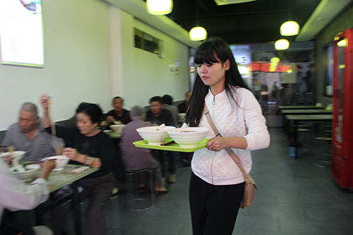 20151021重陽節(jié)送長壽面活動5.jpg 20151021重陽節(jié)送長壽面活動5.jpg