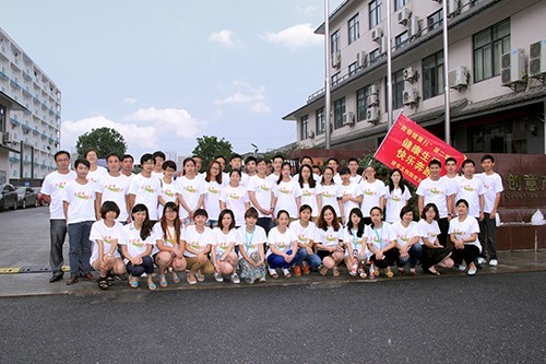 中國思想政治工作網(wǎng)報(bào)道建華文創(chuàng)園黨建工作 (3).jpg